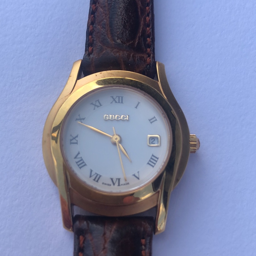 Authentic Gucci vintage watch in beautiful working like new condition!